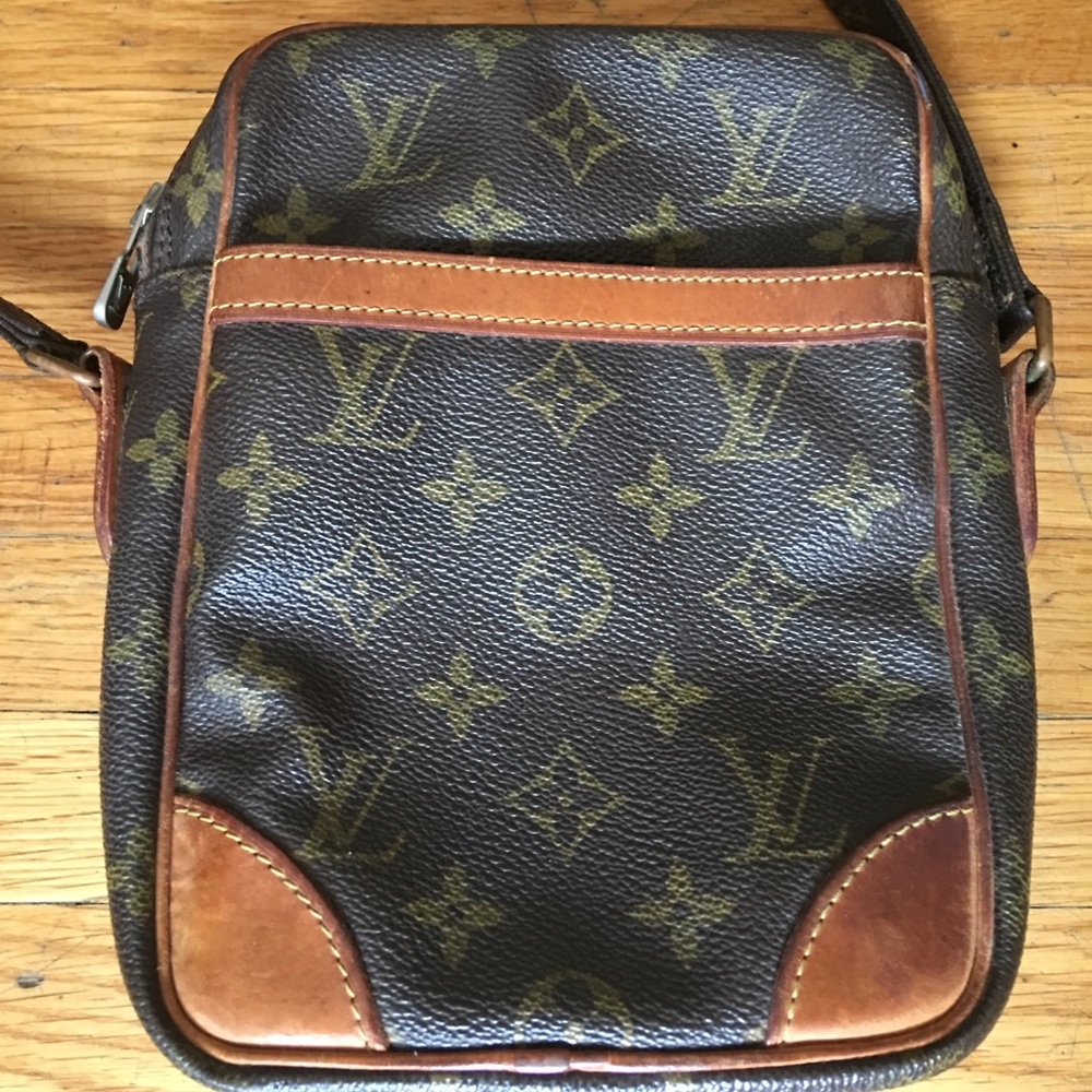 Louis Vuitton Vintage Side Bag